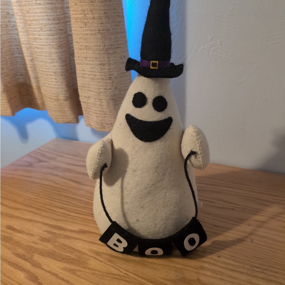 Cute Ghost Halloween Decoration